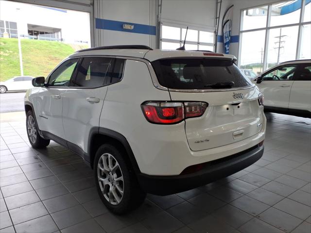 2022 Jeep Compass Latitude Lux 4x4