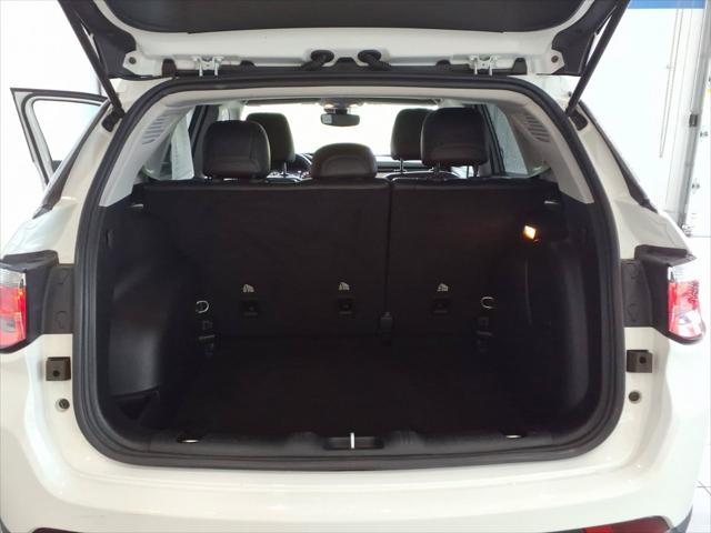 2022 Jeep Compass Latitude Lux 4x4