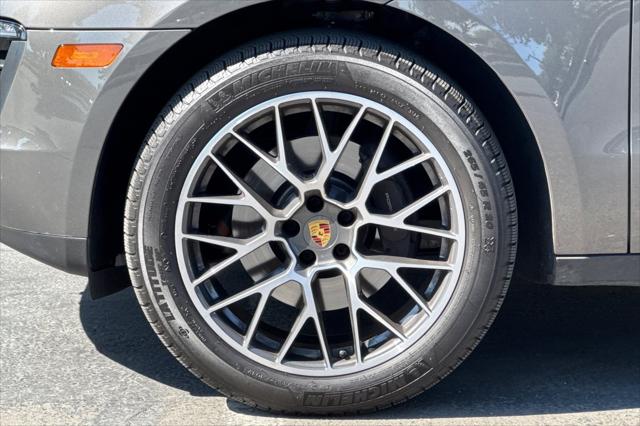 2018 Porsche Macan Sport Edition