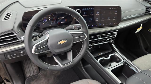 2027 Chevrolet Traverse FWD LT