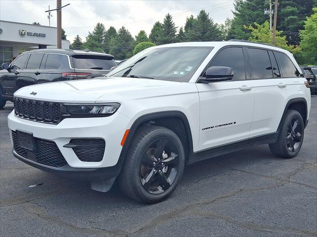 2023 Jeep Grand Cherokee Altitude X 4x4 2023 Jeep Grand Cherokee Altitude X 4x4