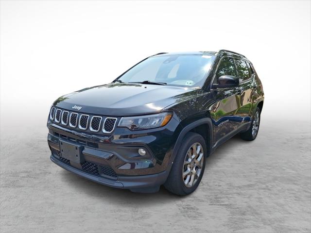 2023 Jeep Compass Latitude Lux FWD 2023 Jeep Compass Latitude Lux FWD