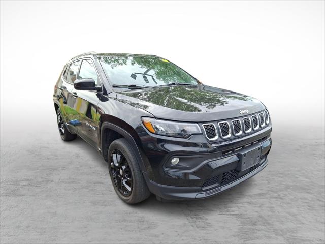 2023 Jeep Compass Latitude Lux FWD