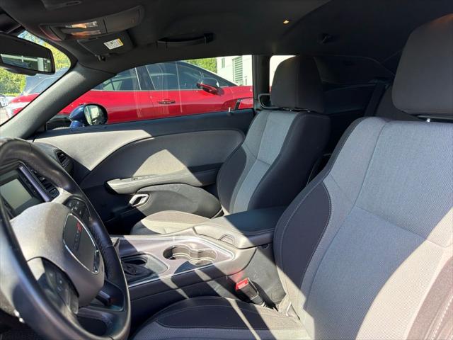 2015 Dodge Challenger SXT