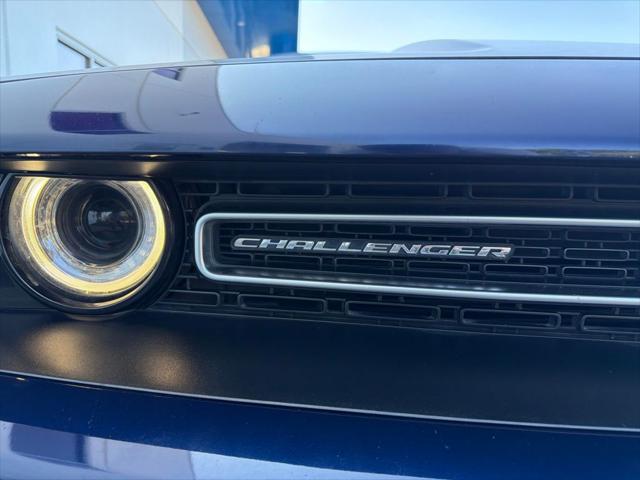 2015 Dodge Challenger SXT