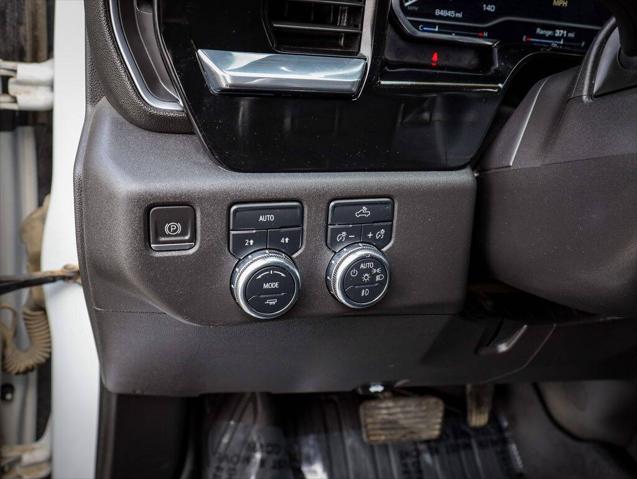 2023 GMC Sierra 1500 4WD Crew Cab Short Box Elevation with 3SB