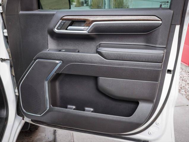 2023 GMC Sierra 1500 4WD Crew Cab Short Box Elevation with 3SB