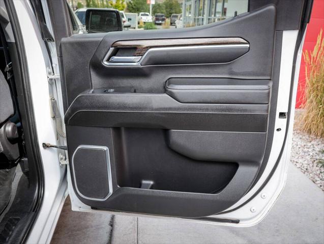 2023 GMC Sierra 1500 4WD Crew Cab Short Box Elevation with 3SB