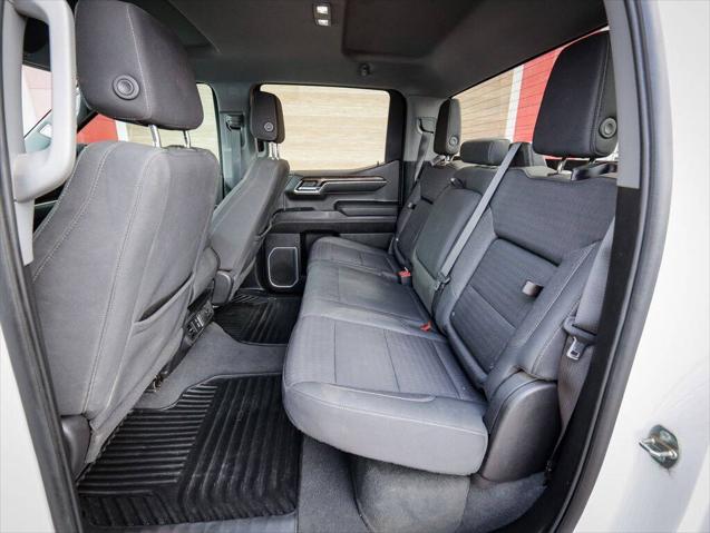 2023 GMC Sierra 1500 4WD Crew Cab Short Box Elevation with 3SB