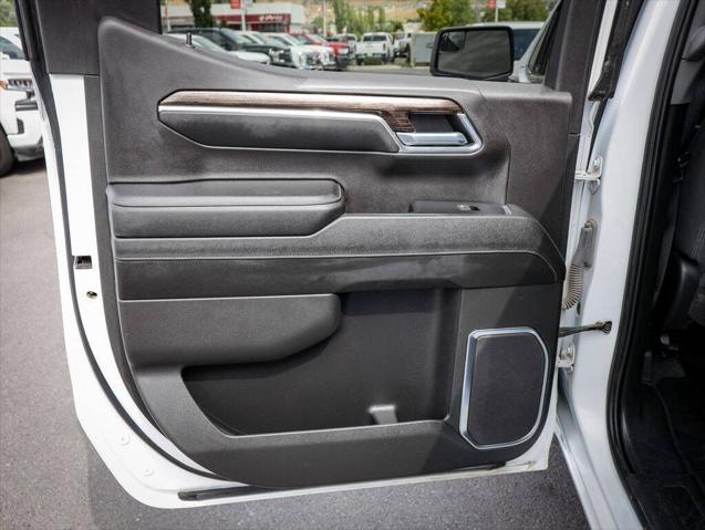 2023 GMC Sierra 1500 4WD Crew Cab Short Box Elevation with 3SB