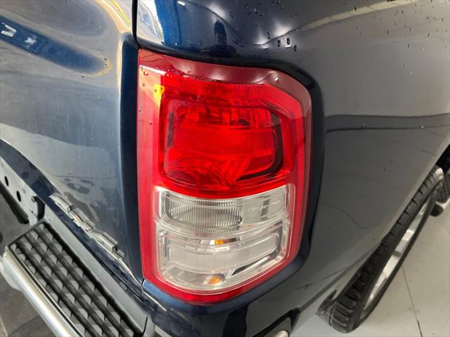 2019 Ram 1500 Big Horn/Lone Star Crew Cab 4x4 57 Box