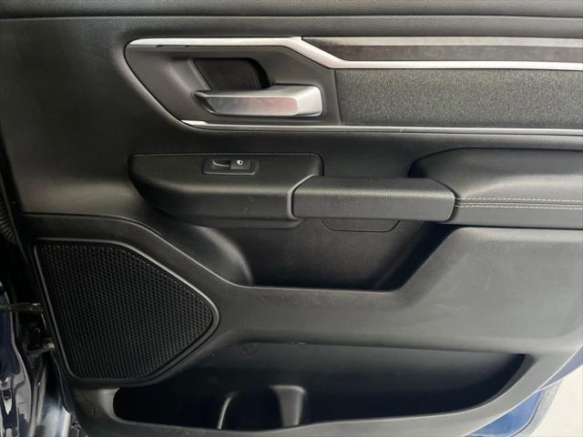 2019 Ram 1500 Big Horn/Lone Star Crew Cab 4x4 57 Box