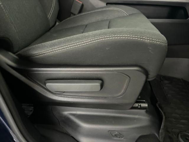 2019 Ram 1500 Big Horn/Lone Star Crew Cab 4x4 57 Box
