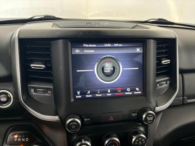 2019 Ram 1500 Big Horn/Lone Star Crew Cab 4x4 57 Box