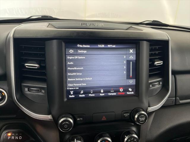 2019 Ram 1500 Big Horn/Lone Star Crew Cab 4x4 57 Box