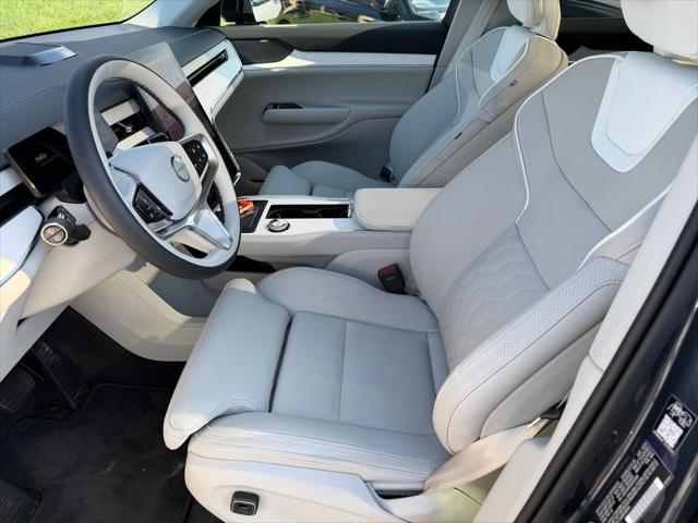 2025 Volvo X 90 Plus, Twin Motor, Fully electric, 7 Seats