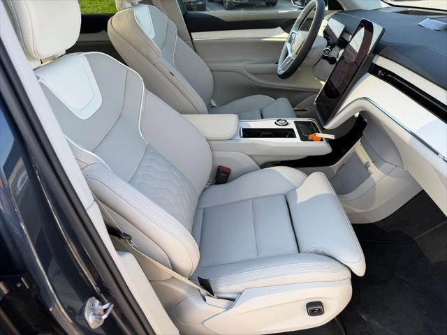2025 Volvo X 90 Plus, Twin Motor, Fully electric, 7 Seats