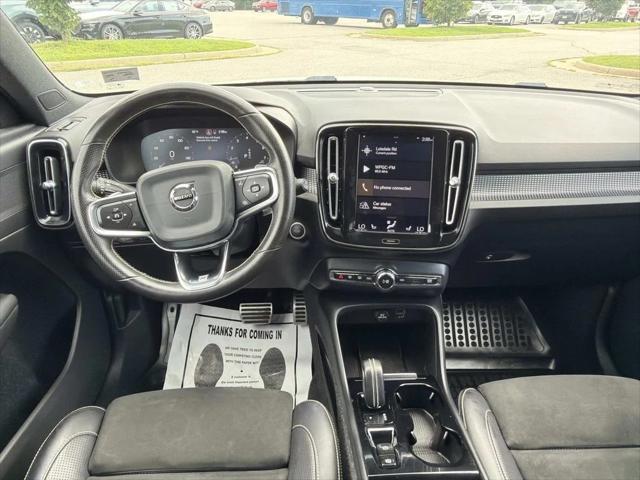 2020 Volvo XC40 T5 R-Design 2020 Volvo XC40 T5 R-Design