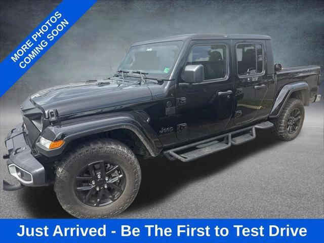 2021 Jeep Gladiator Sport S 4x4 2021 Jeep Gladiator Sport S 4x4