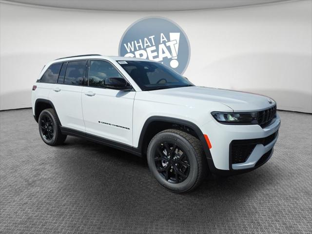 2026 Jeep Grand Cherokee GRAND CHEROKEE LAREDO ALTITUDE 4X4 2026 Jeep Grand Cherokee GRAND CHEROKEE LAREDO ALTITUDE 4X4