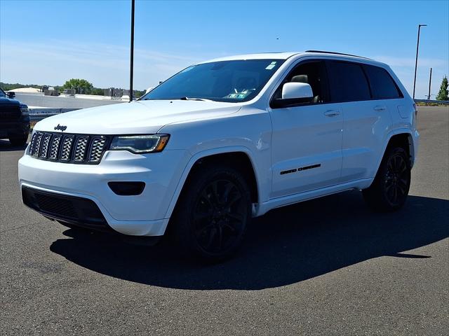 2020 Jeep Grand Cherokee Altitude 4x4 2020 Jeep Grand Cherokee Altitude 4x4