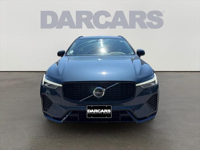 2024 Volvo XC60 B5 Plus Dark Theme 2024 Volvo XC60 B5 Plus Dark Theme