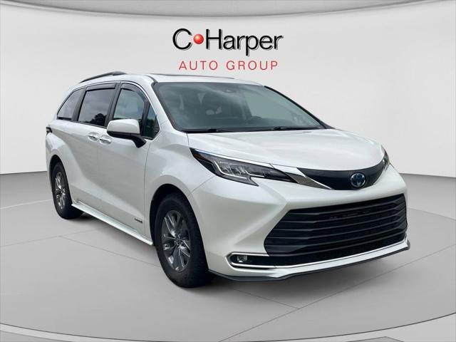 2021 Toyota Sienna XLE 2021 Toyota Sienna XLE