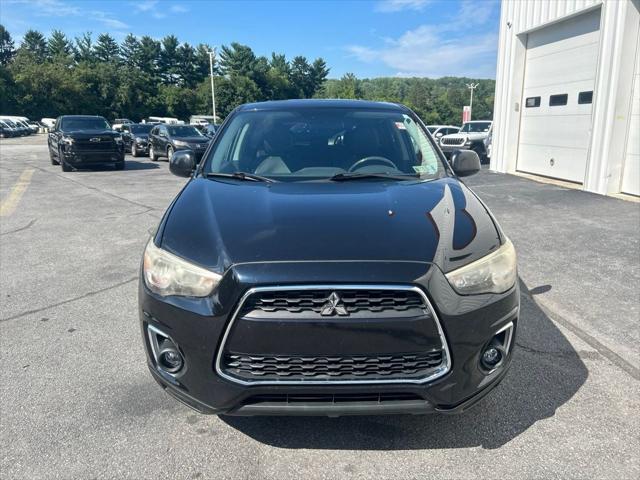2013 Mitsubishi Outlander Sport SE 2013 Mitsubishi Outlander Sport SE