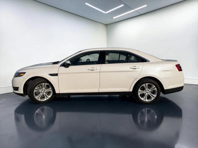 2016 Ford Taurus SEL