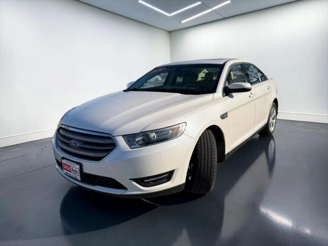 2016 Ford Taurus SEL