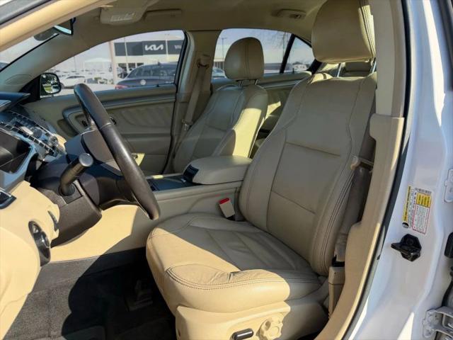 2016 Ford Taurus SEL