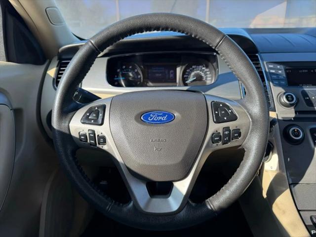 2016 Ford Taurus SEL