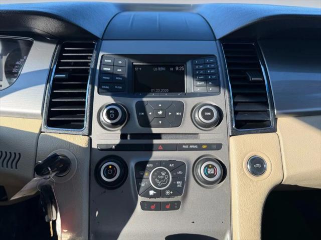 2016 Ford Taurus SEL