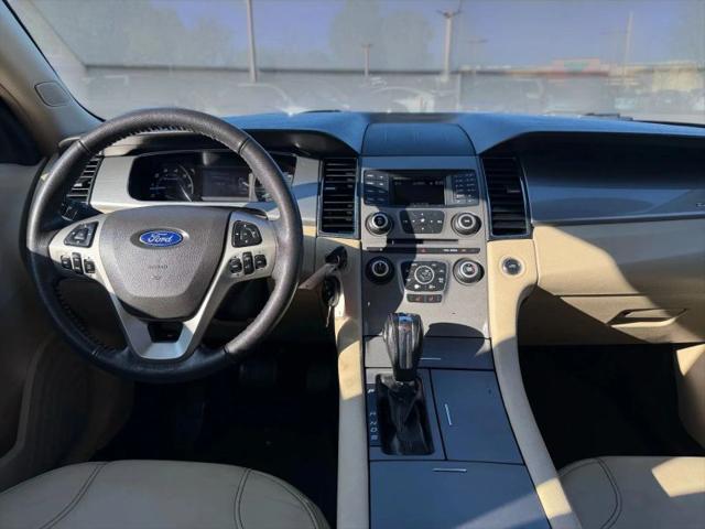 2016 Ford Taurus SEL