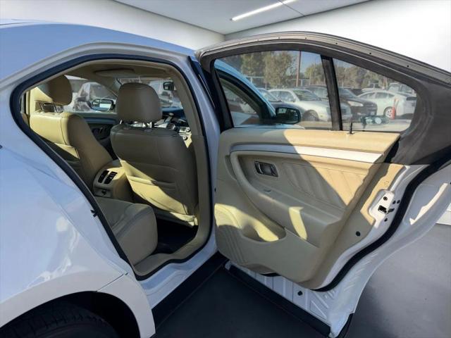2016 Ford Taurus SEL