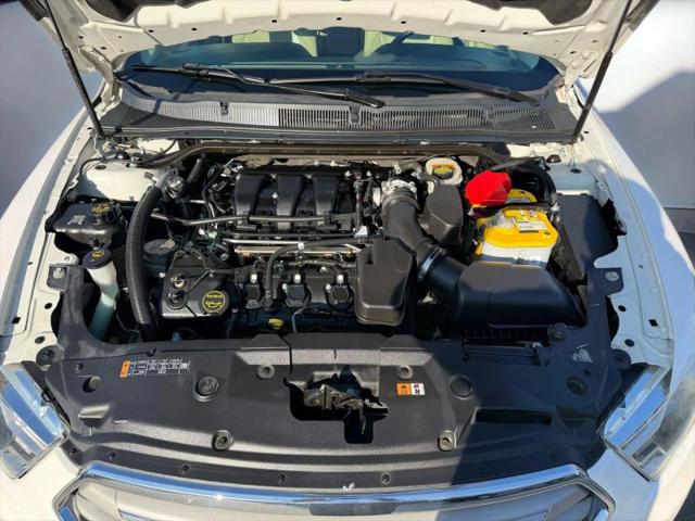 2016 Ford Taurus SEL