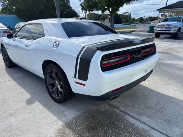 2016 Dodge Challenger SXT