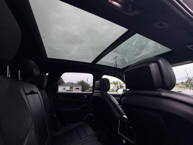 2019 Porsche Cayenne Base