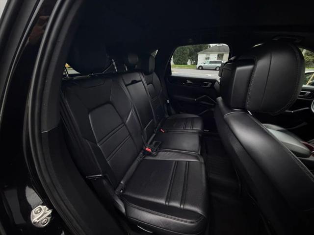 2019 Porsche Cayenne Base