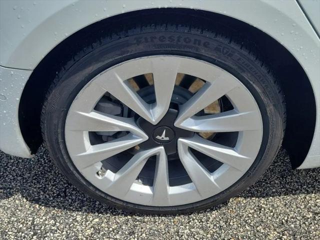 2021 Tesla Model 3 Standard Range Plus Rear-Wheel Drive