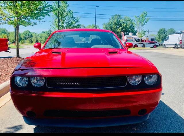 2013 Dodge Challenger SXT