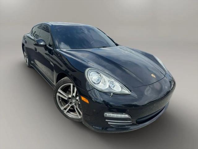 2012 Porsche Panamera 2
