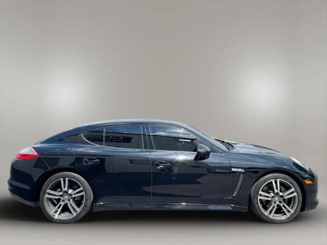 2012 Porsche Panamera 2