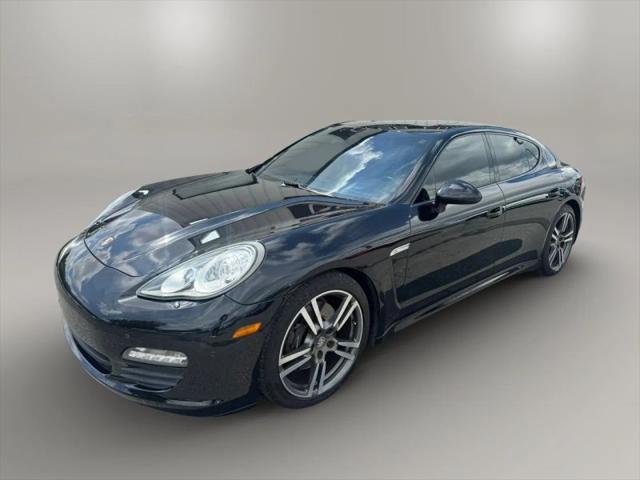 2012 Porsche Panamera 2