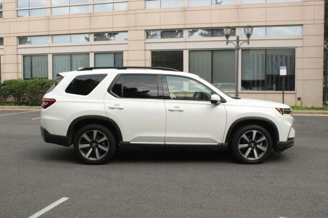 2023 Honda Pilot AWD Elite
