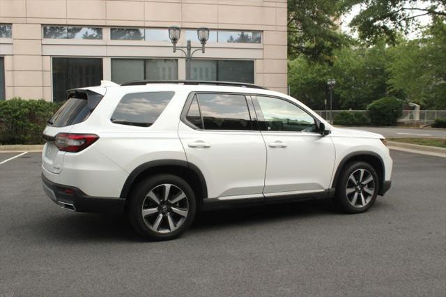 2023 Honda Pilot AWD Elite