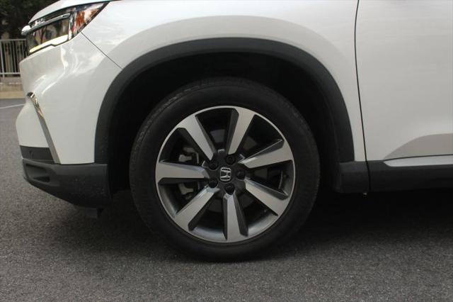 2023 Honda Pilot AWD Elite