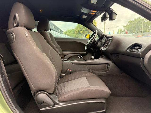 2020 Dodge Challenger SXT