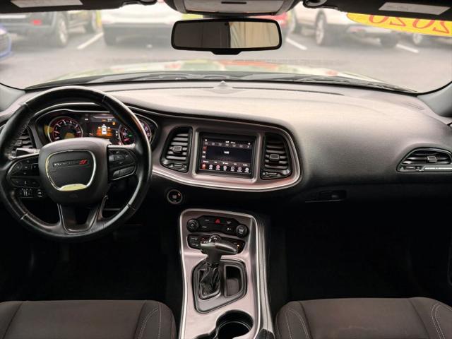 2020 Dodge Challenger SXT
