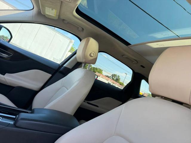 2019 Jaguar F-PACE 30t Premium